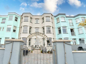 Wavecrest, Pwllheli, Pwllheli